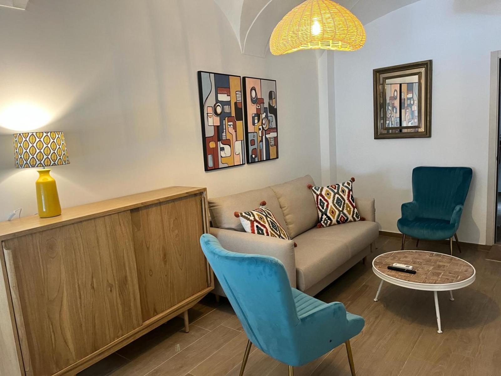 Apartamento Plaza San Francisco Trujillo Exterior photo