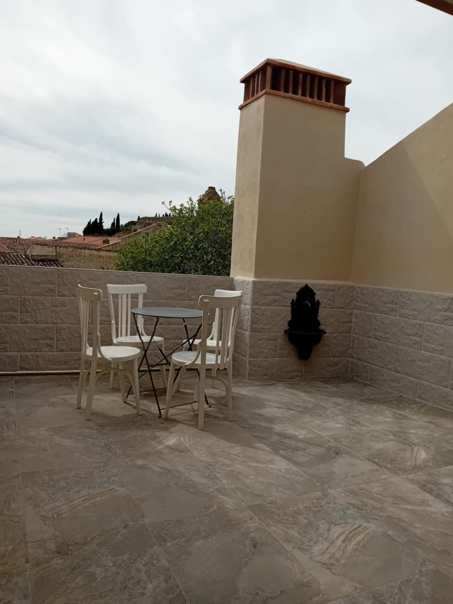Apartamento Plaza San Francisco Trujillo Exterior photo